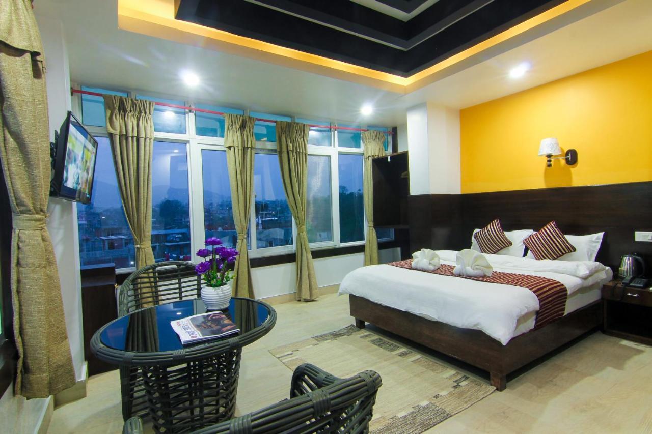 פוקהרה Hotel Lakeside Pvt. Ltd. מראה חיצוני תמונה