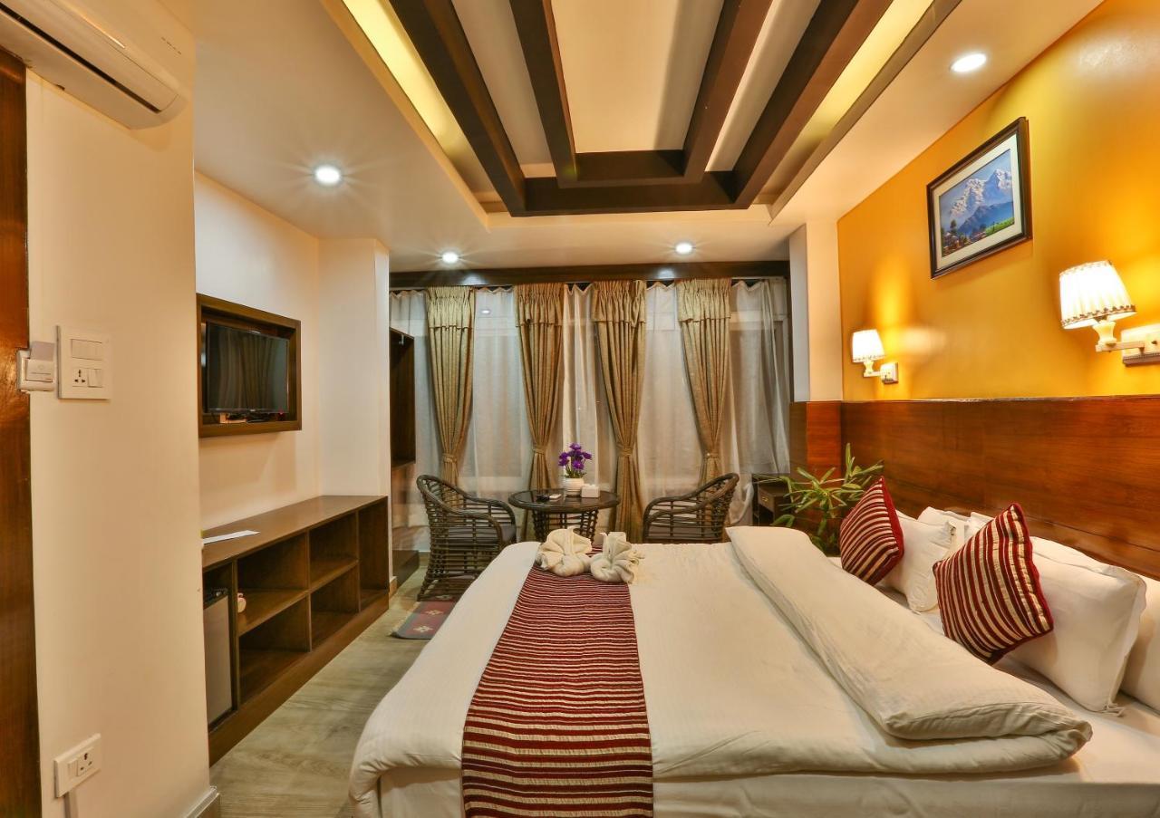 פוקהרה Hotel Lakeside Pvt. Ltd. מראה חיצוני תמונה