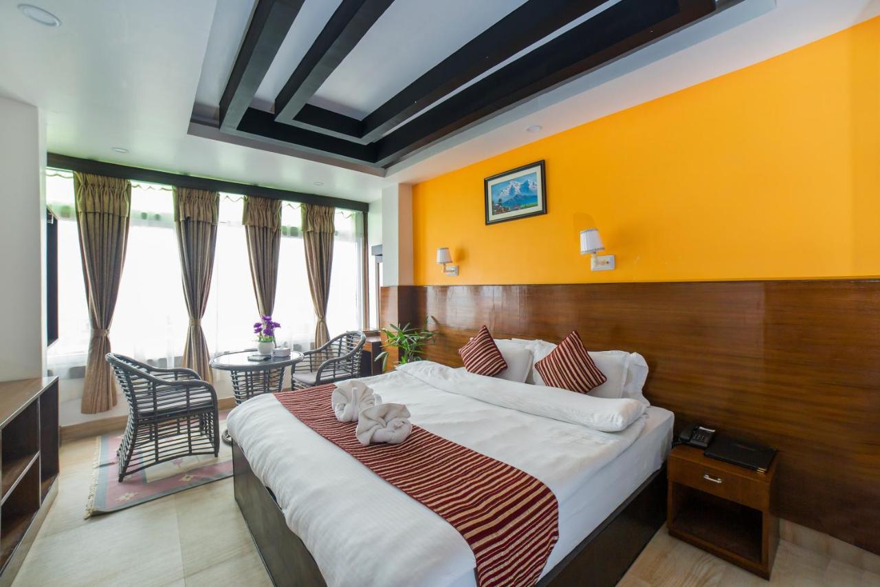 פוקהרה Hotel Lakeside Pvt. Ltd. מראה חיצוני תמונה