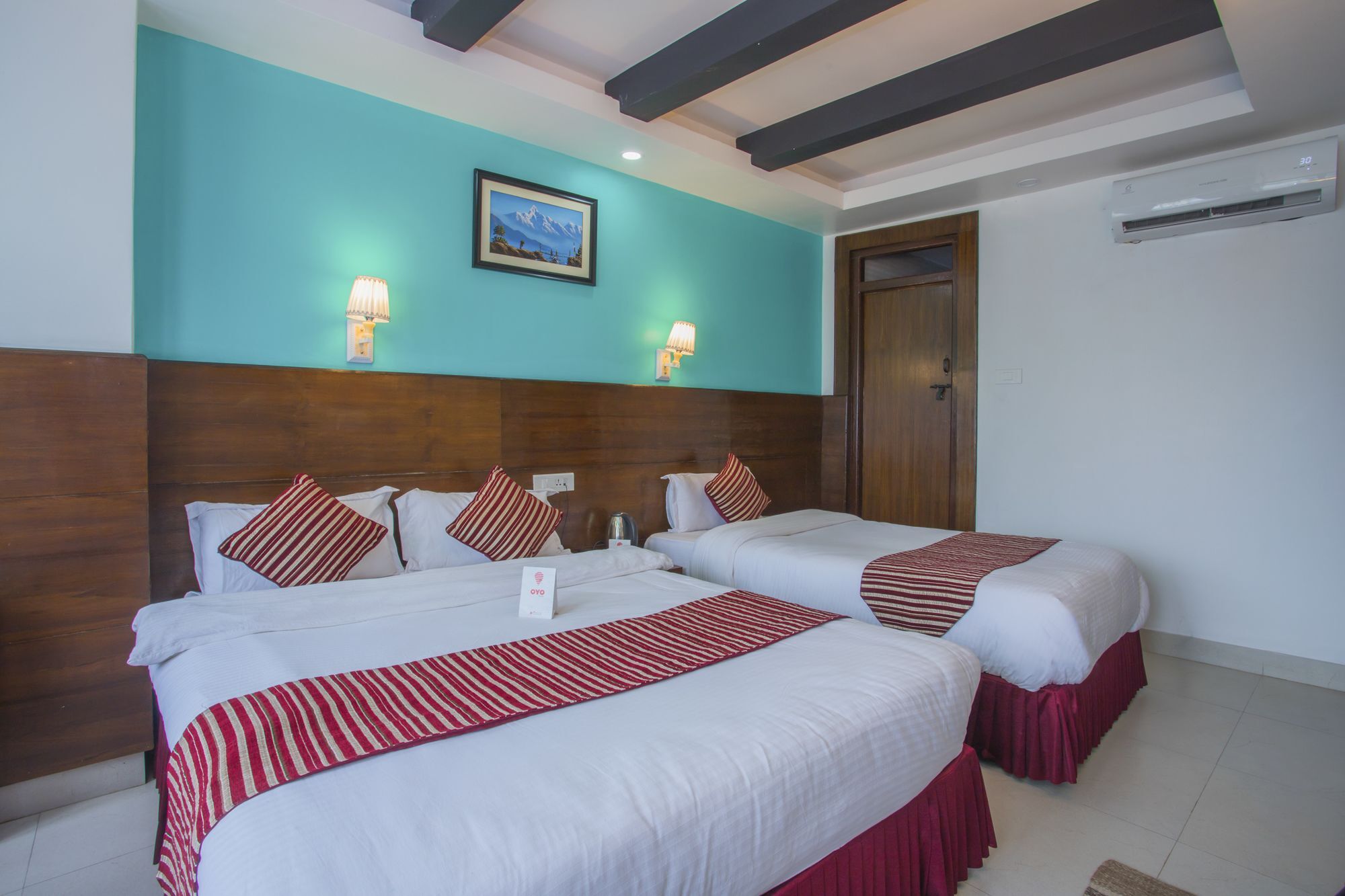 פוקהרה Hotel Lakeside Pvt. Ltd. מראה חיצוני תמונה